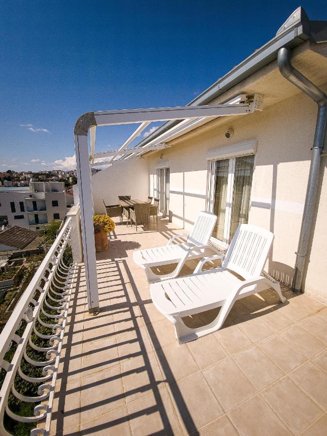Apartments Cacija Трогир Экстерьер фото