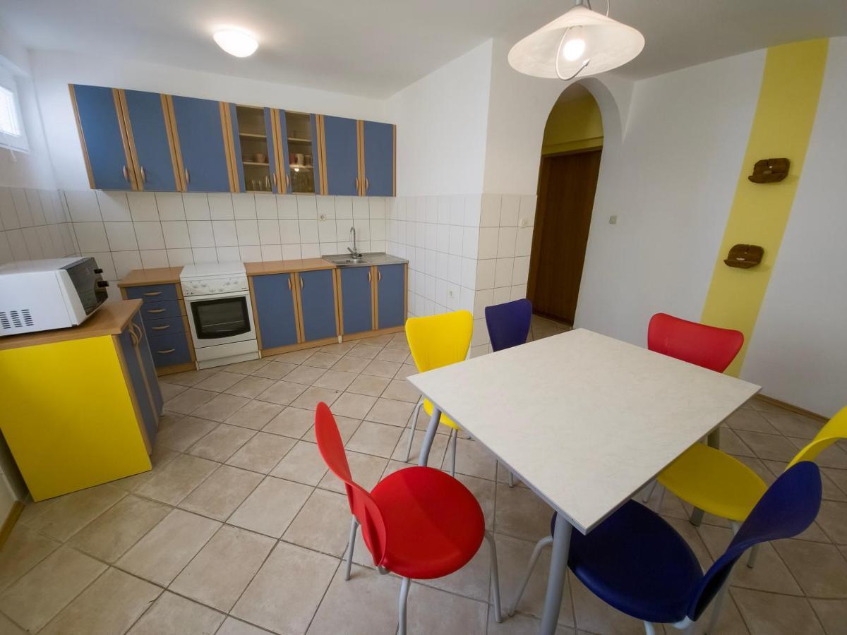 Apartments Cacija Трогир Экстерьер фото