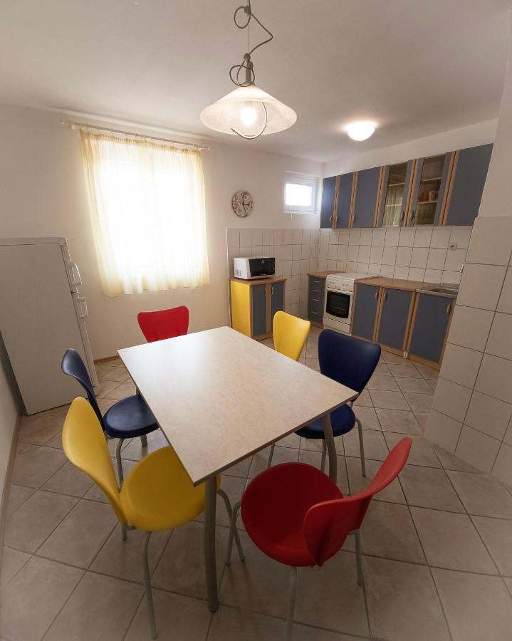 Apartments Cacija Трогир Экстерьер фото